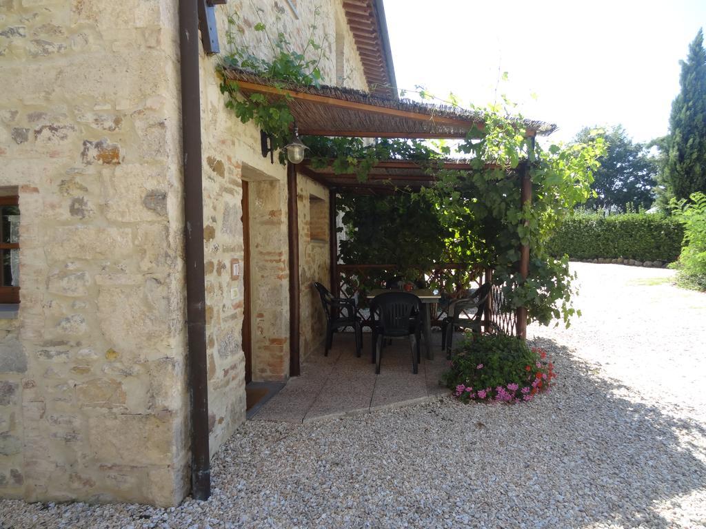 Hostal Borgo Il Villino Casole dʼElsa Habitación foto