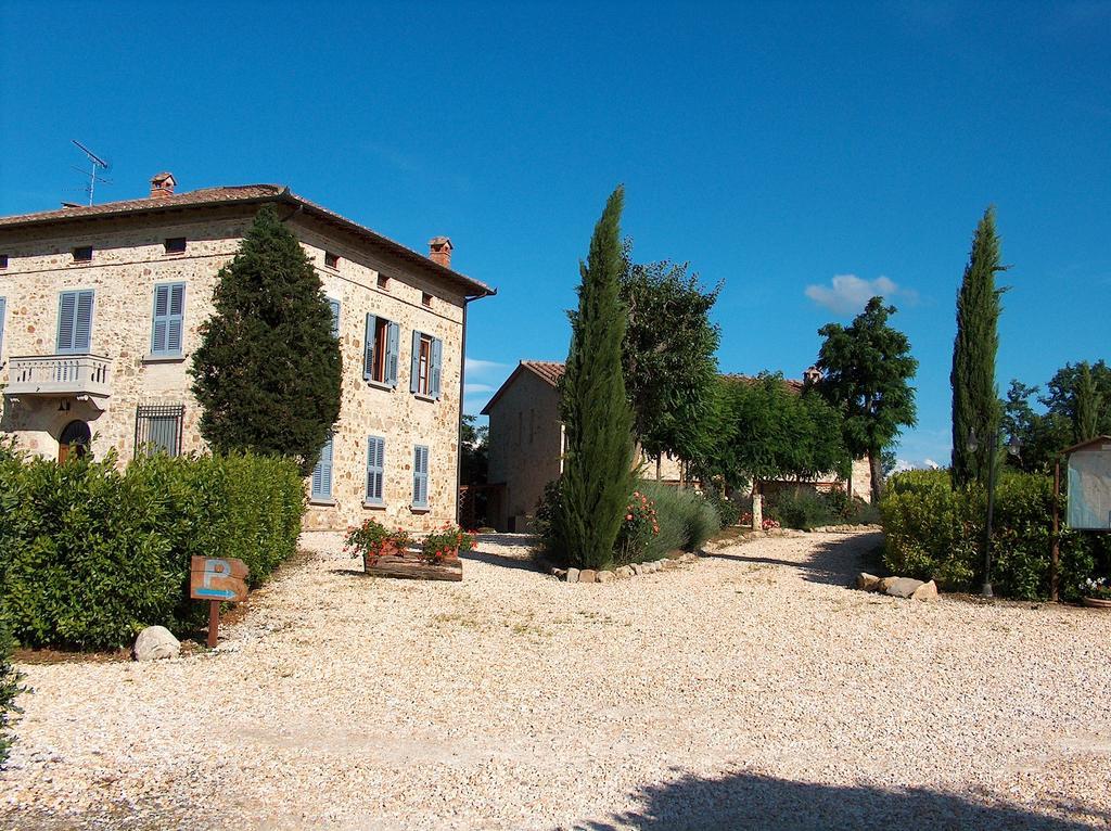 Hostal Borgo Il Villino Casole dʼElsa Exterior foto