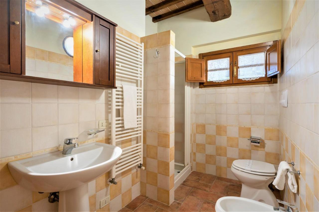 Hostal Borgo Il Villino Casole dʼElsa Exterior foto
