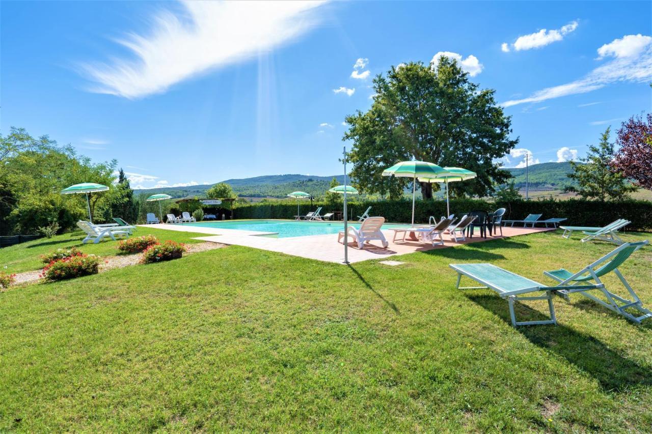 Hostal Borgo Il Villino Casole dʼElsa Exterior foto