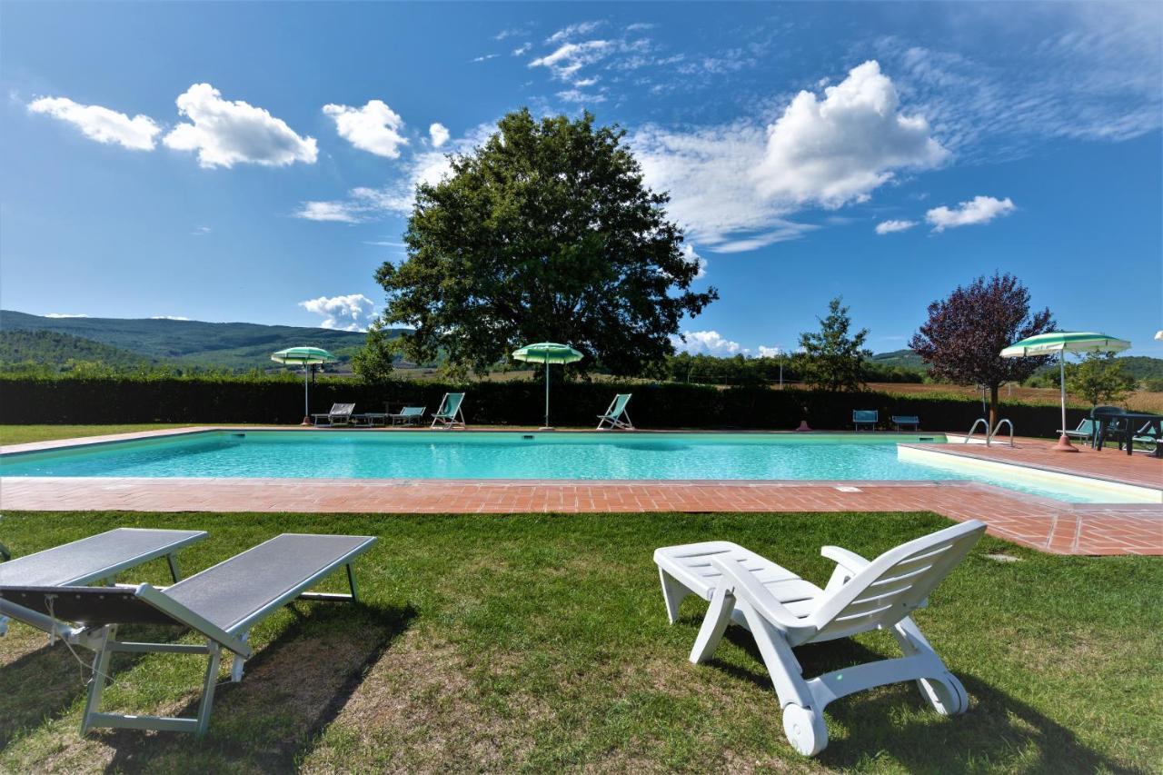 Hostal Borgo Il Villino Casole dʼElsa Exterior foto